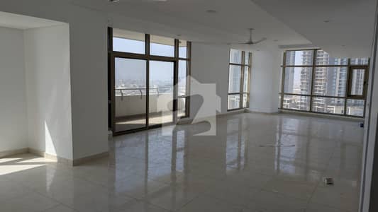 EMAAR OCEANFRONT: SEA FACING 03 BEDROOMS APARTMENT IN PEARL TOWER AVAILABLE FOR SALE