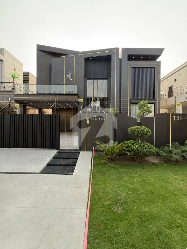 SYED BROTHERS PROUDLY OFFERS: 1-Kanal Elegant And Fully Maintained Semi Furnished Bungalow with Basement In The Best Block Of DHA Lahore. SYED BROTHERS PROUDLY OFFERS: 1-Kanal Elegant And Fully Maintained Semi Furnished Bungalow with Basement In The Best Block Of DHA Lahore.