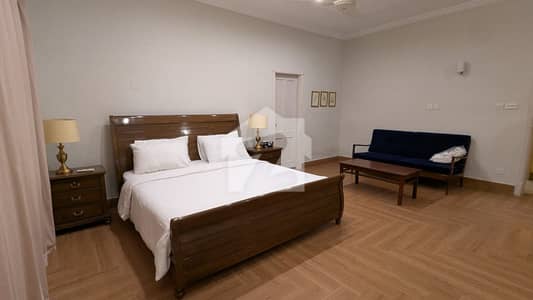 FOR RENT 2-Beds Fully Furnished with Separate Gate F_7/4