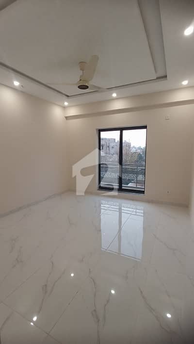 Warda Hamna BNew Flat For Rent