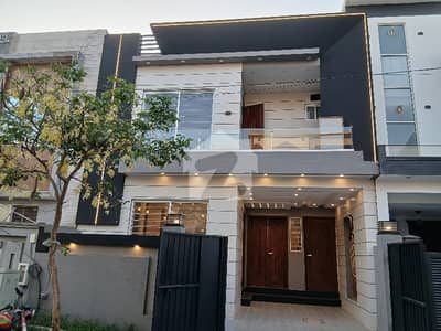 05-Marla Brand New House For Sale Super Prime Location 05-Marla Brand New House For Sale Super Prime Location