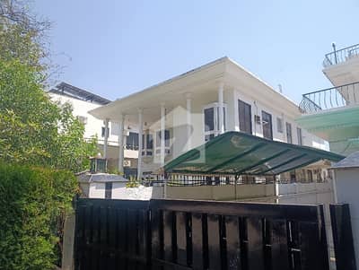 F 10 House Available 5 Bed with bath  close and street.