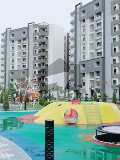 12 MARLA 4 BEDROOM FLAT AVAILBLE FOR RENT IN ASKARI 11 LAHORE