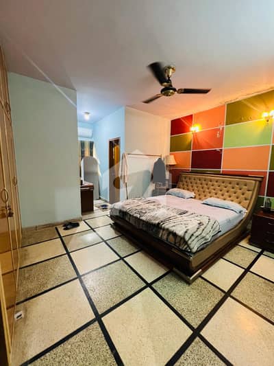 Premium Location 10 Marla House with Solar System Installed Zero Electricity Bill for Rent in Model Town Lahore