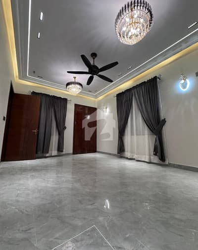 120 Yards One Unit Bungalow Block C Corner