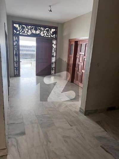 ڈیفنس ہاؤسنگ سوسائٹی فیز 1 ڈیفینس,حیدر آباد میں 1 کنال مکان 14.0 کروڑ میں برائے فروخت۔