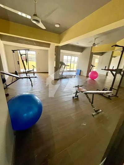 چیپل کورٹ یارڈ کراچی میں 2 کمروں کا 3 مرلہ فلیٹ 95.0 لاکھ میں برائے فروخت۔