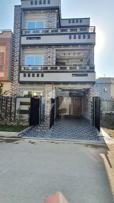 BRAND NEW HOUSE NEAR 3RD ROUND ABOUT BRAND NEW HOUSE NEAR 3RD ROUND ABOUT