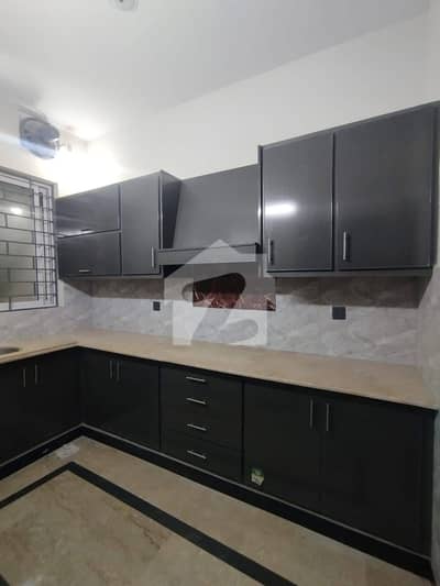 Upper Floor Separate Entrance 6 Marla For Rent