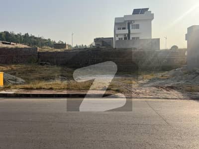 بحریہ انکلیو - سیکٹر این بحریہ انکلیو,بحریہ ٹاؤن,اسلام آباد میں 10 مرلہ رہائشی پلاٹ 1.75 کروڑ میں برائے فروخت۔