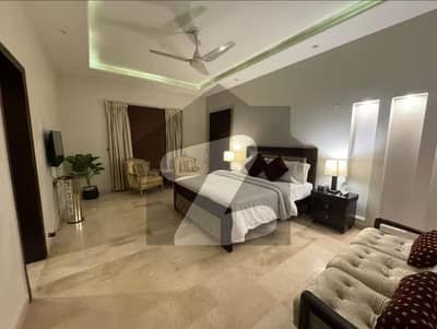 ORIGNAL PICTURES UNFURNISHED AND FURNISHED both options are available 22 MARLA SEPERATE GATE SEPERATE ENTERENCE HOT LOCATION