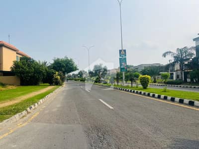 1 Kanal Residential Plot Available For Sale In Lake City