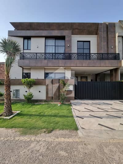 10.25 Marla Semi-Furnished House For Sale In Bankers Avenue Cooperative Housing Society, Bedian Road Lahore