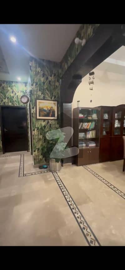 10 Marla house for sale