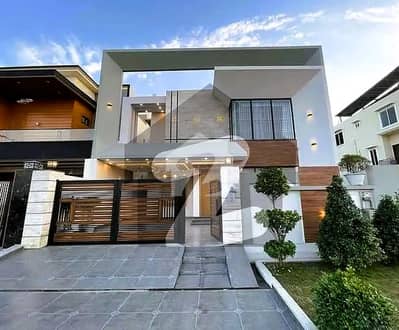 10 Marla Luxurious Bungalow For Rent In DHA Phase 6 Lahore