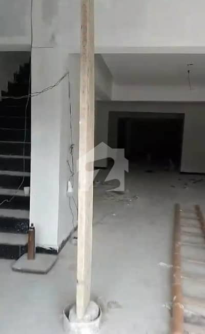 ناظم آباد 3 ناظم آباد,کراچی میں 11 مرلہ Studio عمارت 3.5 لاکھ میں کرایہ پر دستیاب ہے۔