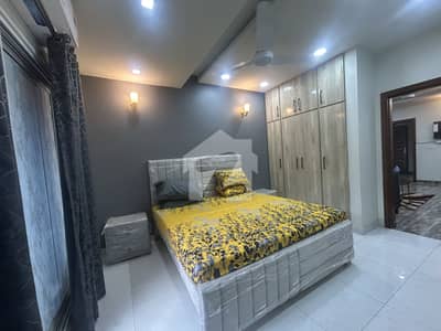 Availble 2 Bed Full Furnish Apartemnt Fmc Miusam Mall For Rent In B17 Islammabd