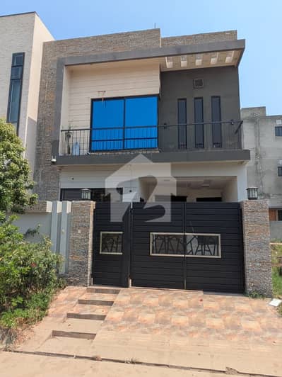 5 Marla House Avaliable For Rent In Lake City