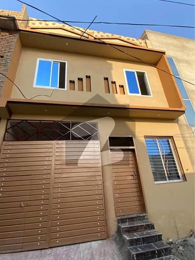 ورسک روڈ پشاور میں 6 کمروں کا 5 مرلہ مکان 1.3 کروڑ میں برائے فروخت۔