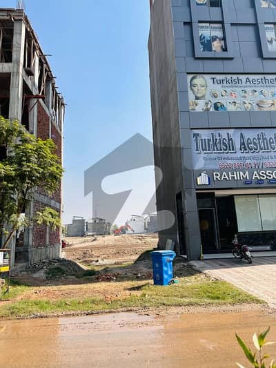 Prime 5 Marla Commercial Plot For Sale In Park View City, Lahore