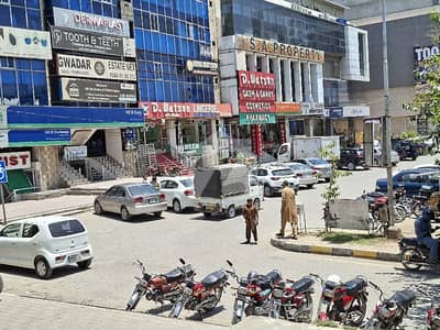 ایف ۔ 11 مرکز ایف ۔ 11,اسلام آباد میں 1 مرلہ Studio دکان 4.0 لاکھ میں کرایہ پر دستیاب ہے۔