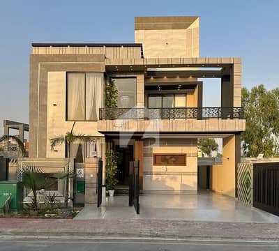 بحریہ ٹاؤن رفیع بلاک بحریہ ٹاؤن سیکٹر ای,بحریہ ٹاؤن,لاہور میں 5 کمروں کا 10 مرلہ مکان 3.45 کروڑ میں برائے فروخت۔ بحریہ ٹاؤن رفیع بلاک بحریہ ٹاؤن سیکٹر ای,بحریہ ٹاؤن,لاہور میں 5 کمروں کا 10 مرلہ مکان 3.45 کروڑ میں برائے فروخت۔