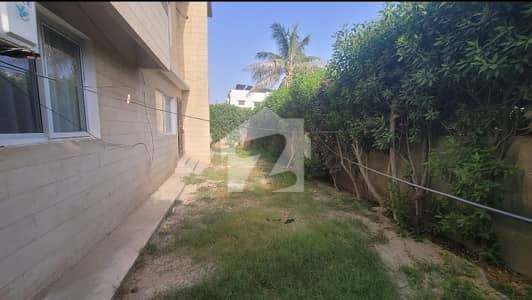 Seaview Apartment Renovated Ground Floor Available For Sale
