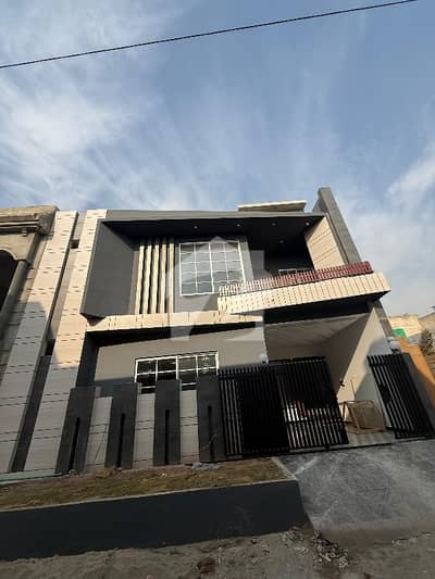 5 Marla Designer House Available For Sale