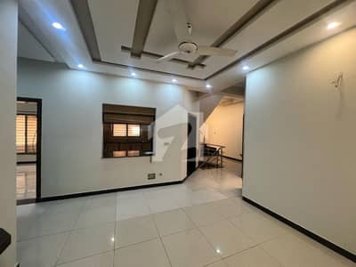 10 Marla Upper Portion For Rent In Bahria Town, Phase 2
