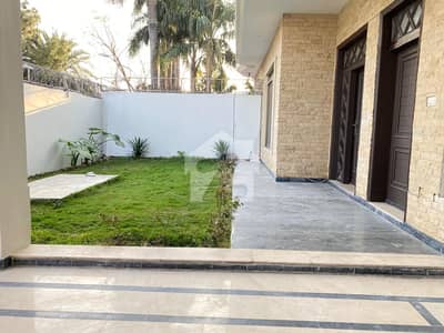 Beautiful Newly Renovated Dead End House With Huge Car Parking