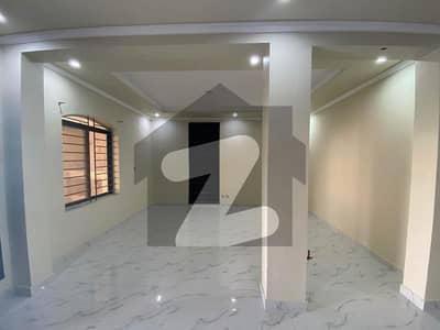 جوہر ٹاؤن لاہور میں 13 مرلہ Studio دفتر 3.25 لاکھ میں کرایہ پر دستیاب ہے۔