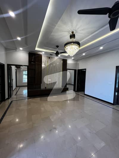 10 Marla Corner Ground Floor for Rent L Block