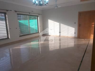 Prime Location Independent Ground Portion Available For Rent In F10