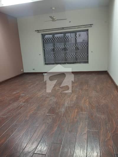 1-Kanal 04-Bedrooms House Available For Rent In Askari-9, Lahore Cantt.