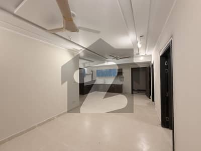 عمارکینیان ویوز اسلام آباد میں 2 کمروں کا 7 مرلہ فلیٹ 2.75 کروڑ میں برائے فروخت۔ عمارکینیان ویوز اسلام آباد میں 2 کمروں کا 7 مرلہ فلیٹ 2.75 کروڑ میں برائے فروخت۔
