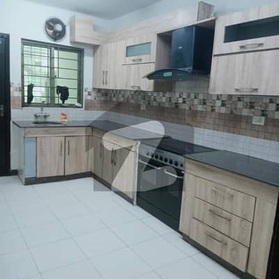 12 Marla 4 Bedroom Flat For Sale In Askari Lahore ideal location