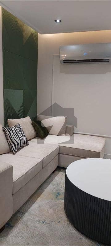 PEARL ONE TOWER 1 BED FURNISHED APPARTMENT AVAILABLE FOR RENT IN BAHRIA TOWN LAHORE