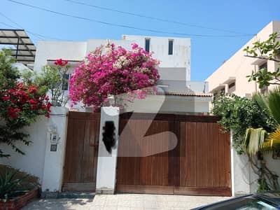 Bungalow For Sale 500 Yd Bungalow For Sale 500 Yd