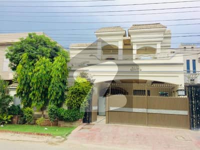 1 Kanal Semi Commercial Elegant House For Sale Johar Town - Hot Location