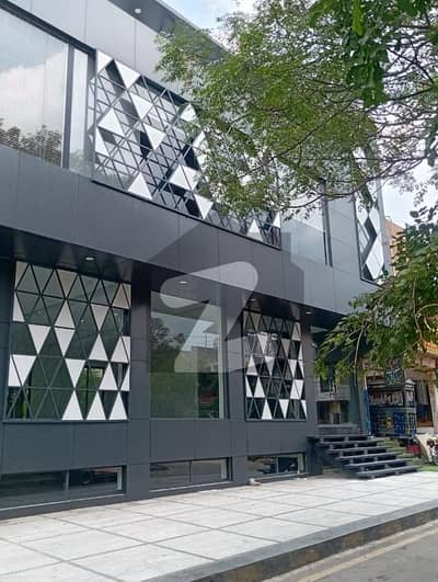 I-8. Full Commercial Plaza Sapce Available For Rent Ideal Location Near Metro Station