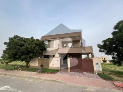 272sq yd 4 & 5 Bedrooms Luxury Villa FOR SALE. Adjacent to Jinnah Avenue, Easy access to Entrance facing GRAND MOSQUE. All facilities nearby and utilities present.