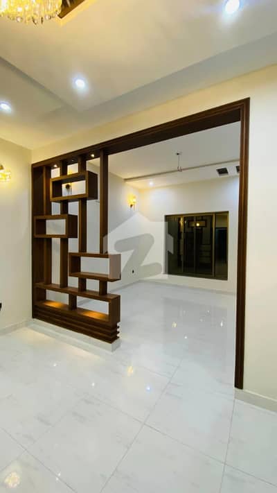 Ali Block 125sq yds Ultra Luxury Designer Villa for Sale | Prime Location Brand New | A++ Construction
