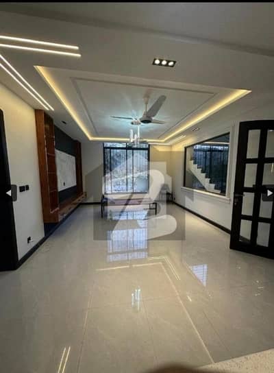 Ideally Located House Of 10 Marla Is Available For sale In Islamabad Ideally Located House Of 10 Marla Is Available For sale In Islamabad