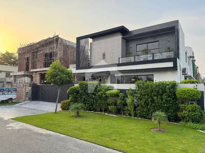 1 Kanal Ultra-Modern Full Basement House For Sale DHA Phase 7