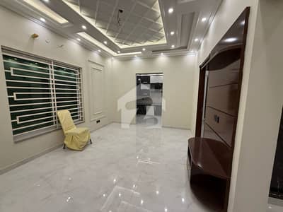 5 MARLA BRAND NEW ULTRA MODERN TRIPPLE STORY HOUSE UP FOR SALE 60 FEET ROAD IN VENUS HOUSING SCHEME FEROZE PUR ROAD LHR.