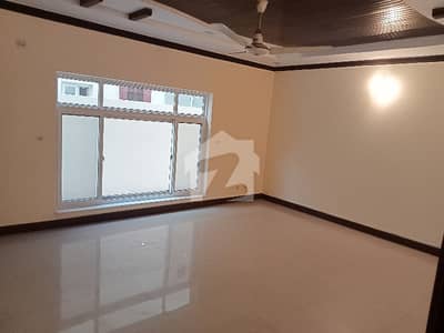 Luxury House With Garden Available For Sale In Safari Villas 1