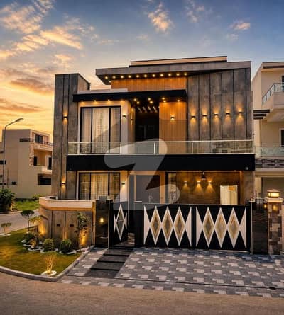 THIS HOUSE FOR SALE IN DC COLONY GUJRANWALA MAHRAAN BLOCK CORNER BRAND NEW HOUSE GOOD LOCATION NEAR BY MOSQUE AND MARKET