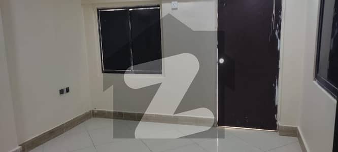 Book Corner Lower Portion Today In Gulshan-e-Iqbal - Block 1 For Sale