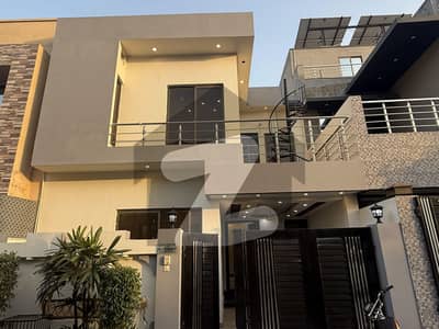 5 Marla Used House Available For Sale In ORCHARD 1 Block, PARAGON CITY