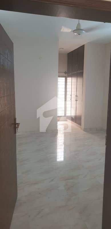 Premium Deal 3100 Sq. Ft Flat, Best Investment!